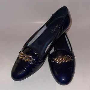 VAN ELI Navy Blue Patent Leather Slip on Loafers. Size 8Narrow